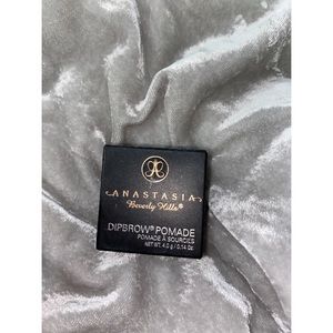 ANASTASIA BEVERLY HILLS DIPBROW POMADE (brand new)